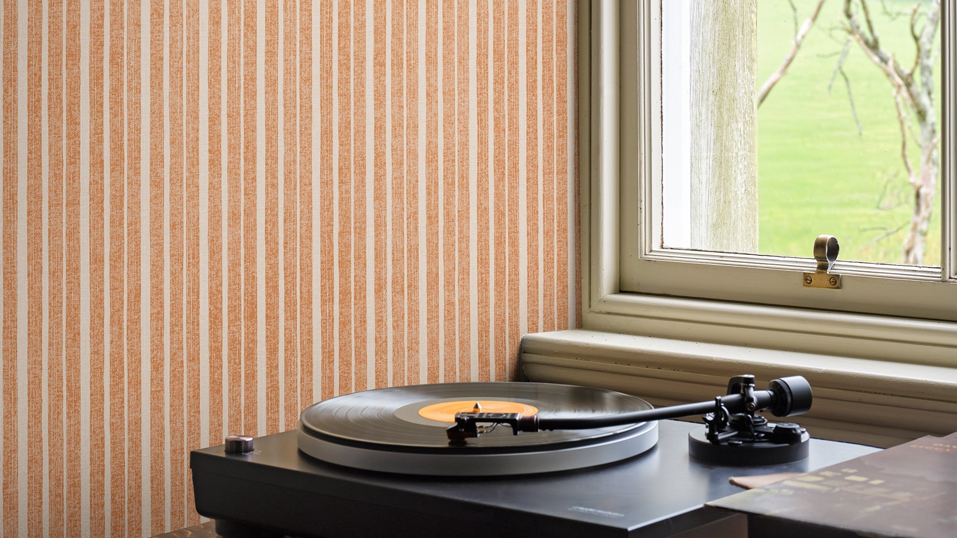York Stripe Wallpaper