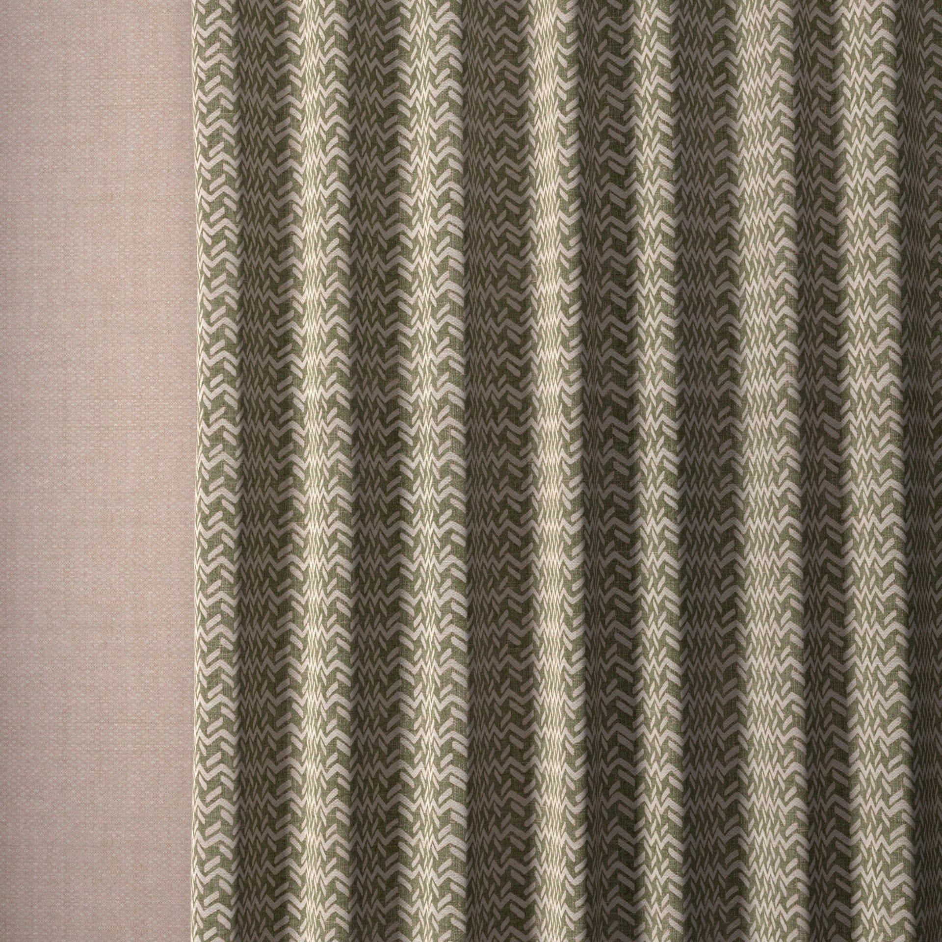 Chiltern Fabric 015