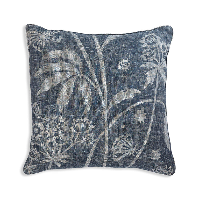 Square Cushion in Neutral Astrea