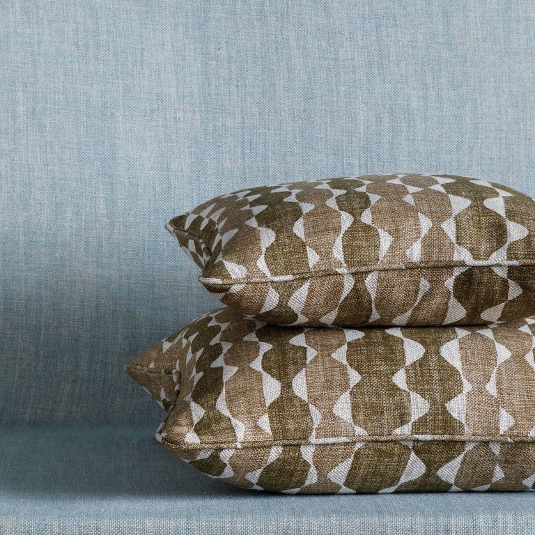Square Cushion in Neutral Whittle